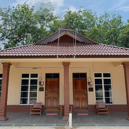 Nsjay Guest House Kampong Gong Balai Buitenkant foto